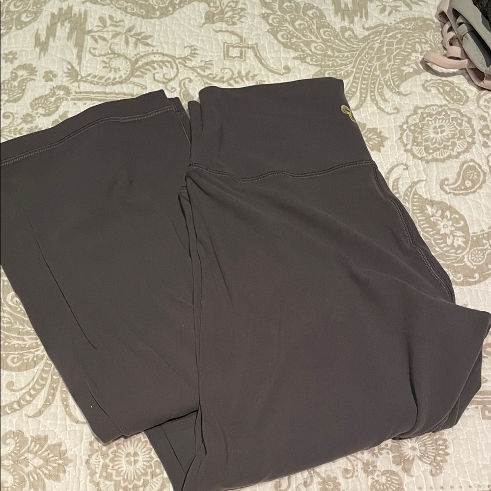 Aritzia Charcoal flare leggings size 4